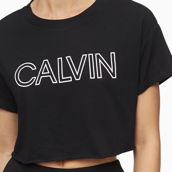 CK PERFORMANCE OUTLINE LOGO ROLL CUFF CROPPED TEE - Picture 3 of 3